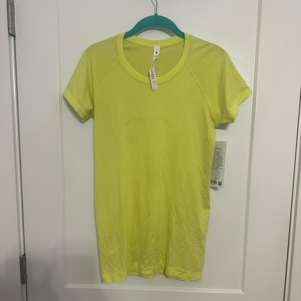 Lululemon Swiftly Tech Short Sleeve 2.0